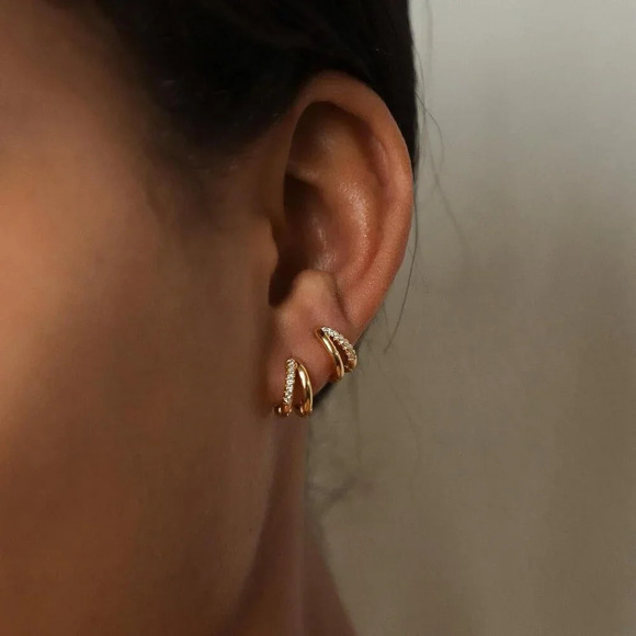 ❤️Women Gold  Hoop Earrings for Women,Gold Huggie Hoop Earrings for Girl - Picture 3 of 7